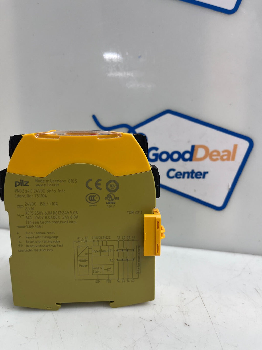 PILZ 751104 PNOZ s4 C 24VDC 3n/o 1n/c Safety Relay