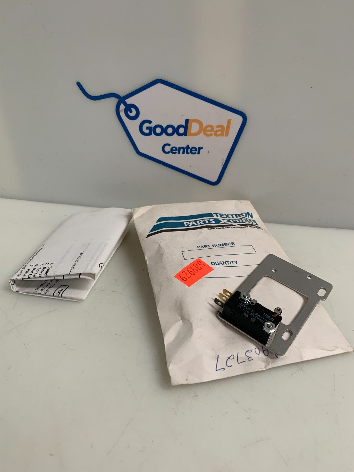 CUSHMAN EZ GO SWITCH & PLATE KIT # 8899290