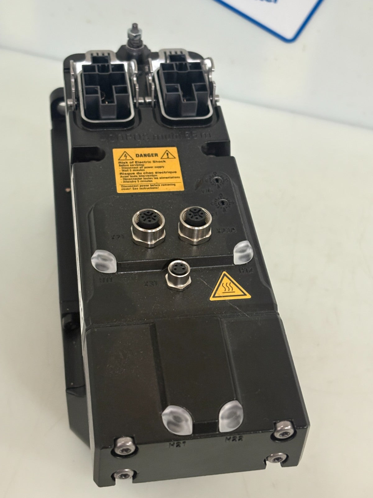 ABB B&R AUTOMATION SERVO MOTOR 8LMA44.DA022C000.0 REV. C0 W/ 8DI44S.DA0227000-14