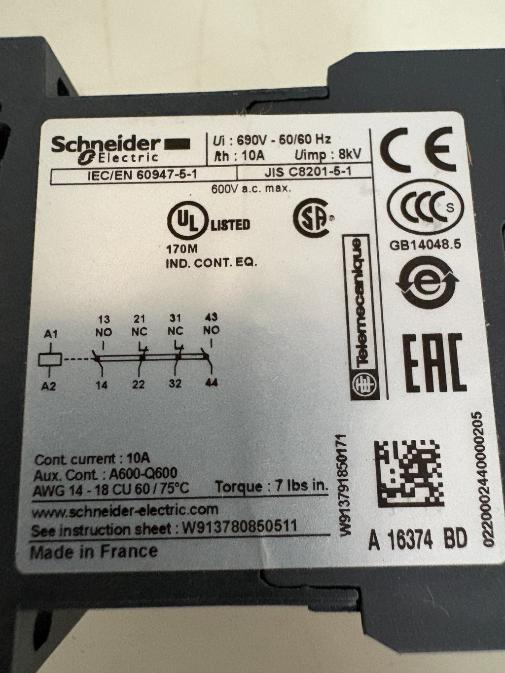 LOT OF 4 SCHNEIDER CONTROL RELAY CA3KN22BD2