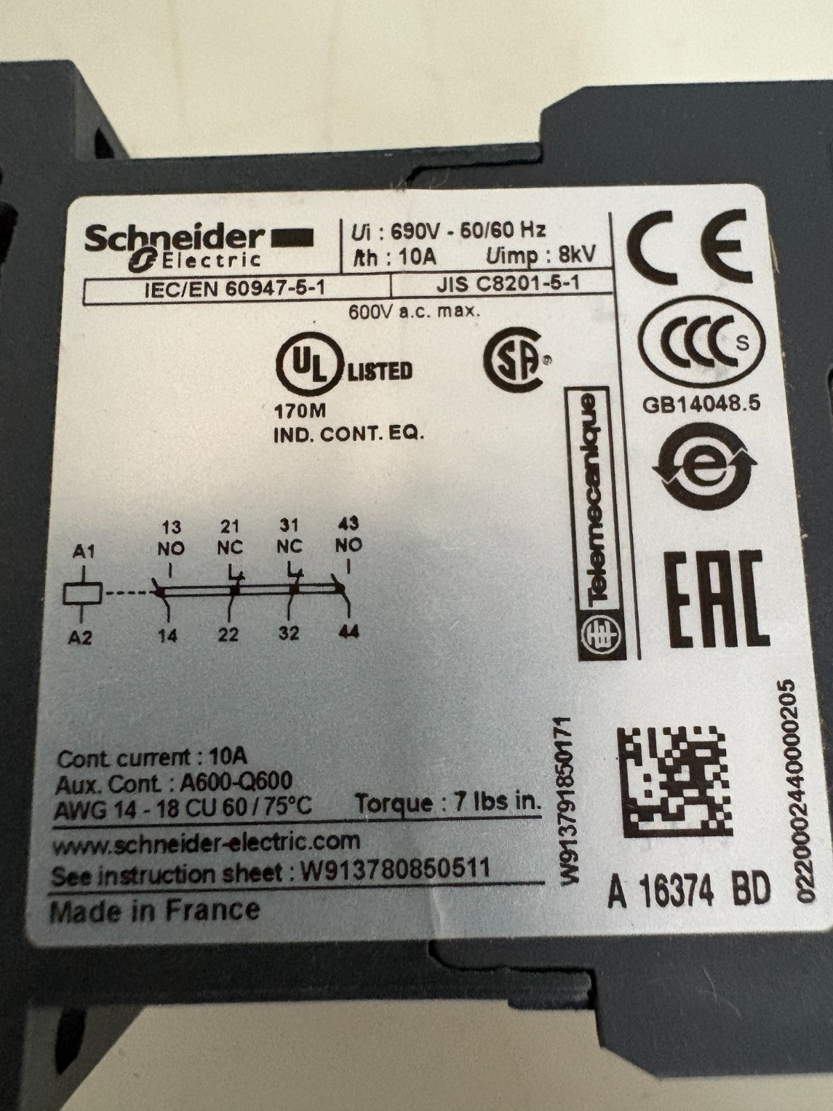 LOT OF 4 SCHNEIDER CONTROL RELAY CA3KN22BD2