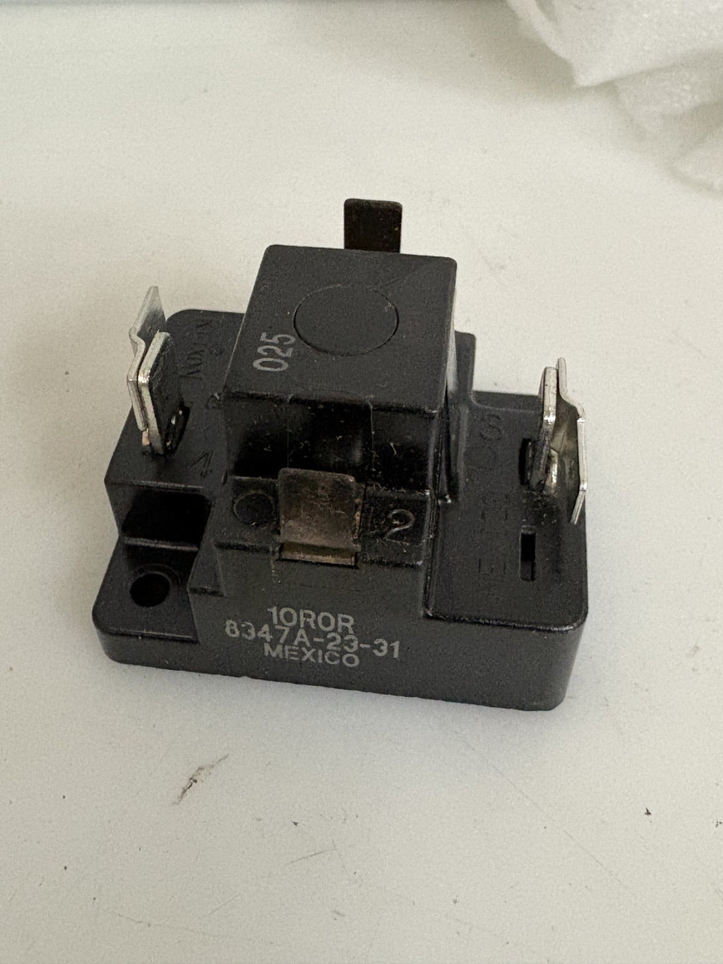 CARRIER OVERLOAD RELAY HN 69 GZ 025