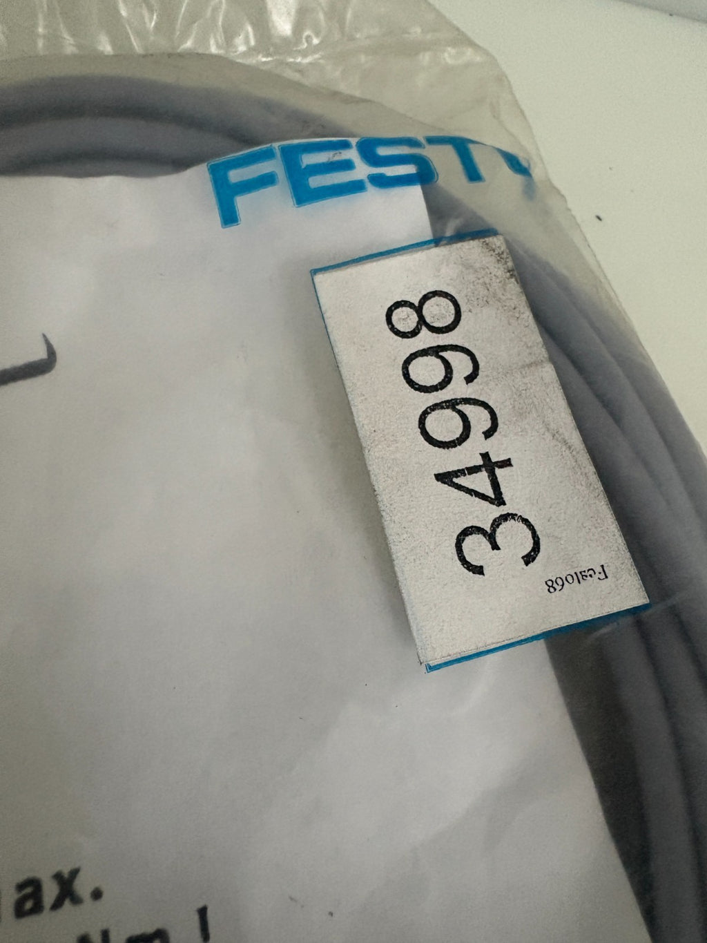 LOT OF 2 FESTO CONNECTING CABLE 34998 57-0732-0001