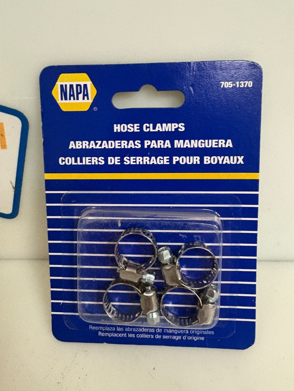 NAPA HOSE CLAMPS 705-1370 11 CARD OF 4