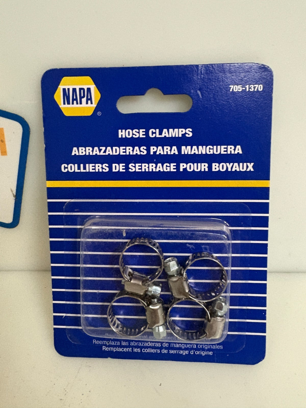 NAPA HOSE CLAMPS 705-1370 11 CARD OF 4