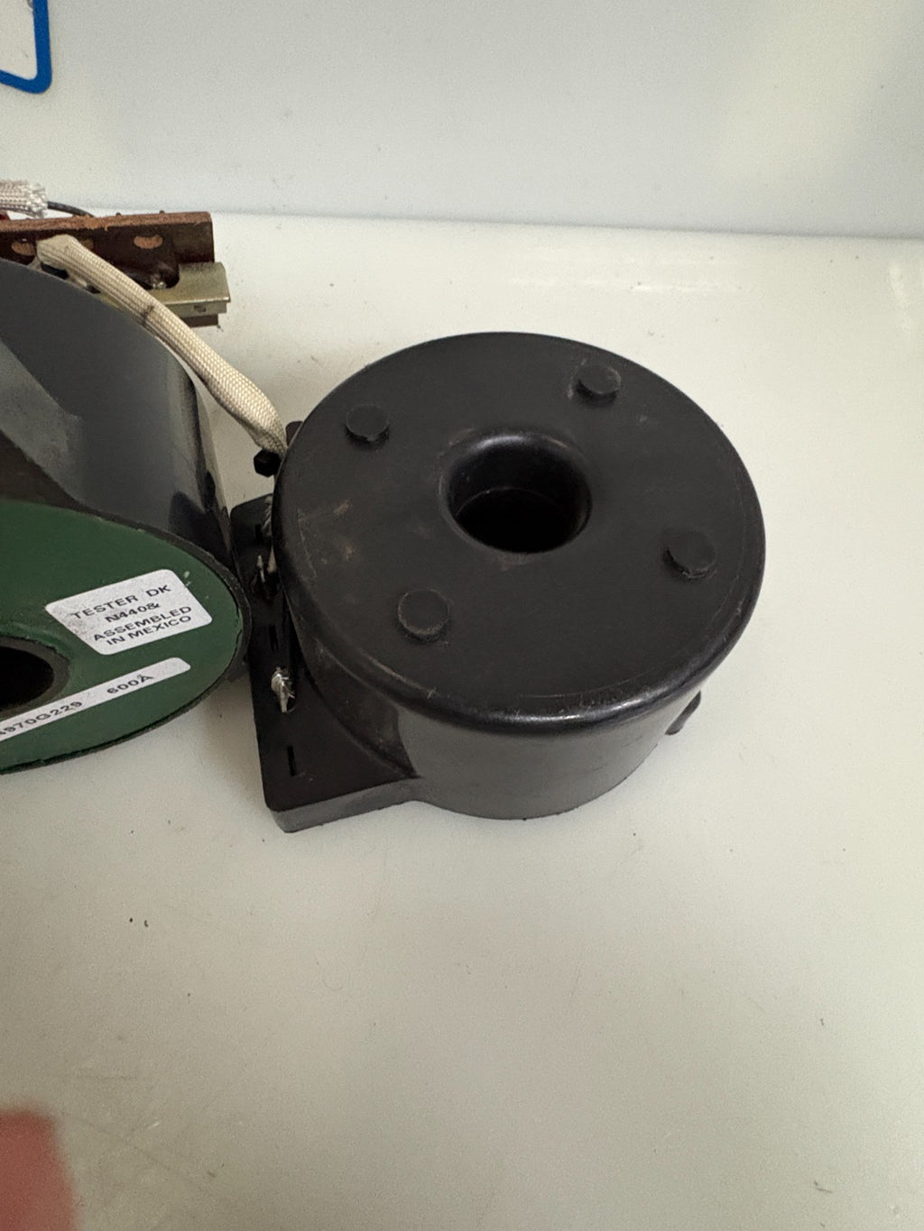 LOT OF 3 GENERAL ELECTRIC 600A CURRENT TRANSFORMER 139C4970G2292