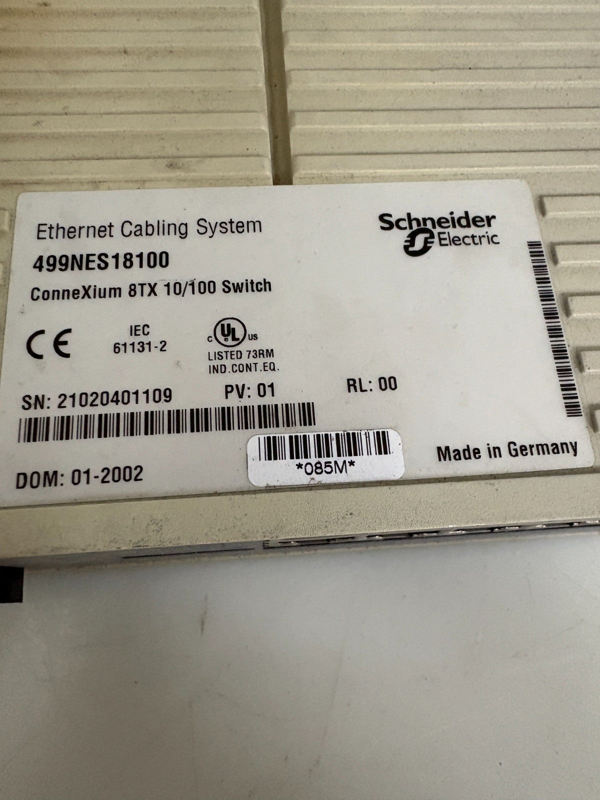 SCHNEIDER ETHERNET CONNEXIUM 8TX 10/100 SWITCH 499NES18100