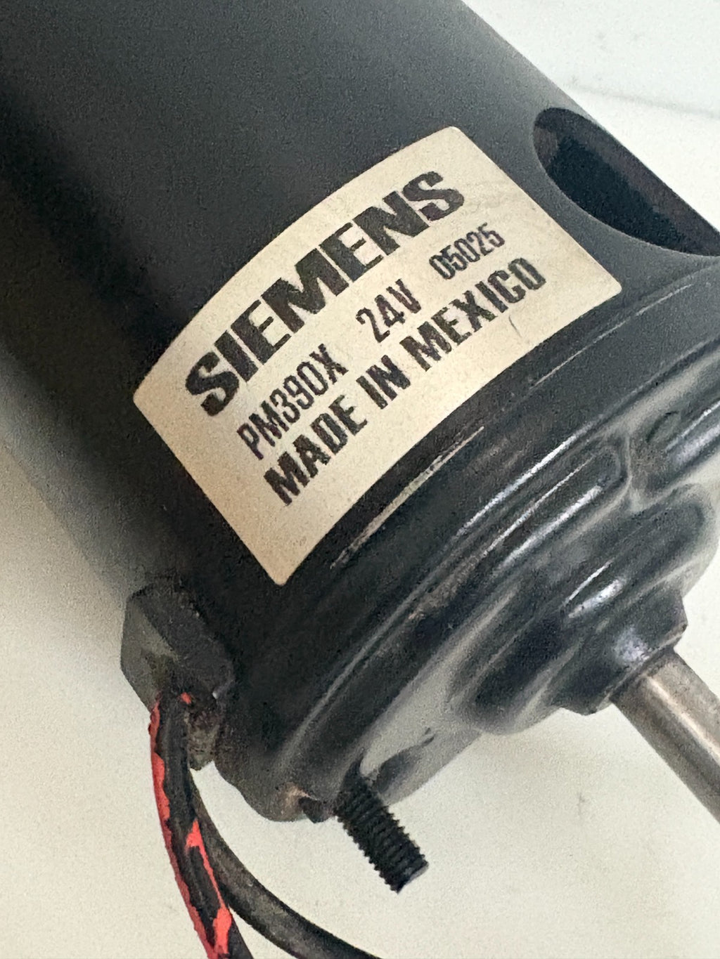 SIEMENS 24V BLOWER MOTOR DOUBLE SIDE PM390X