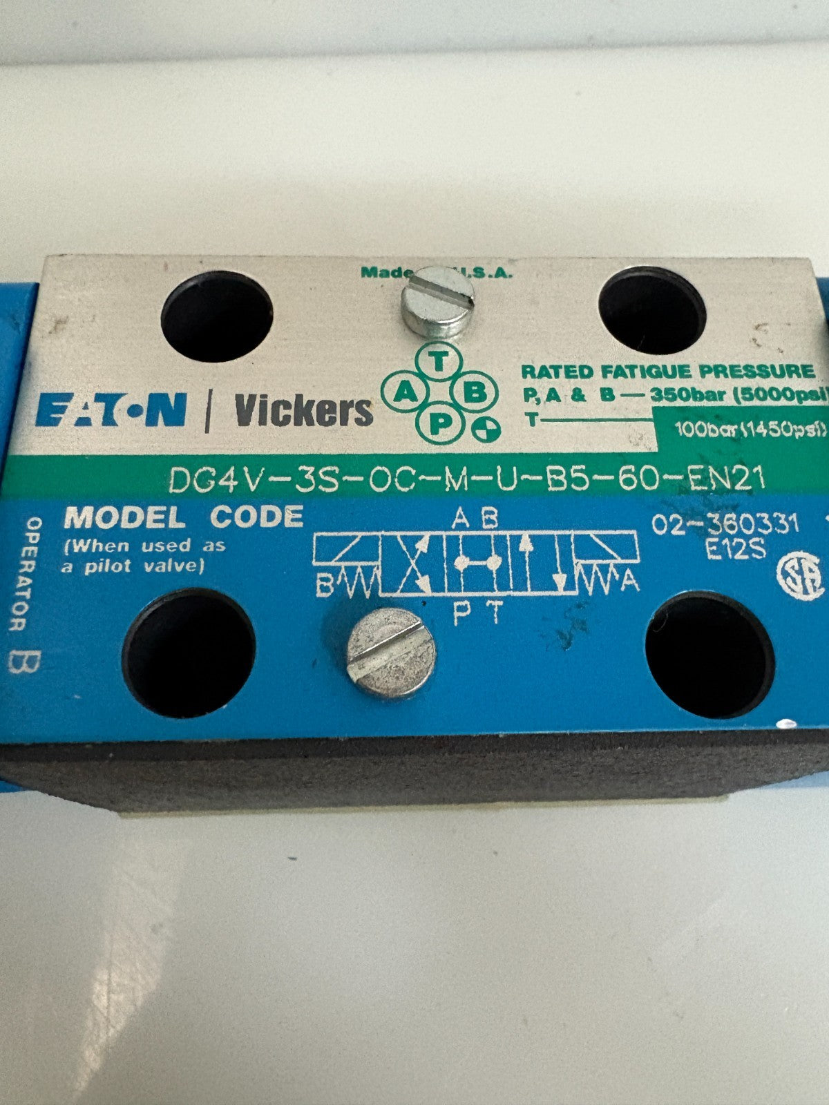 EATON VICKERS DIRECTIONAL CONTROL VALVE DG4V-3S-OC-M-U-B5-60-EN21