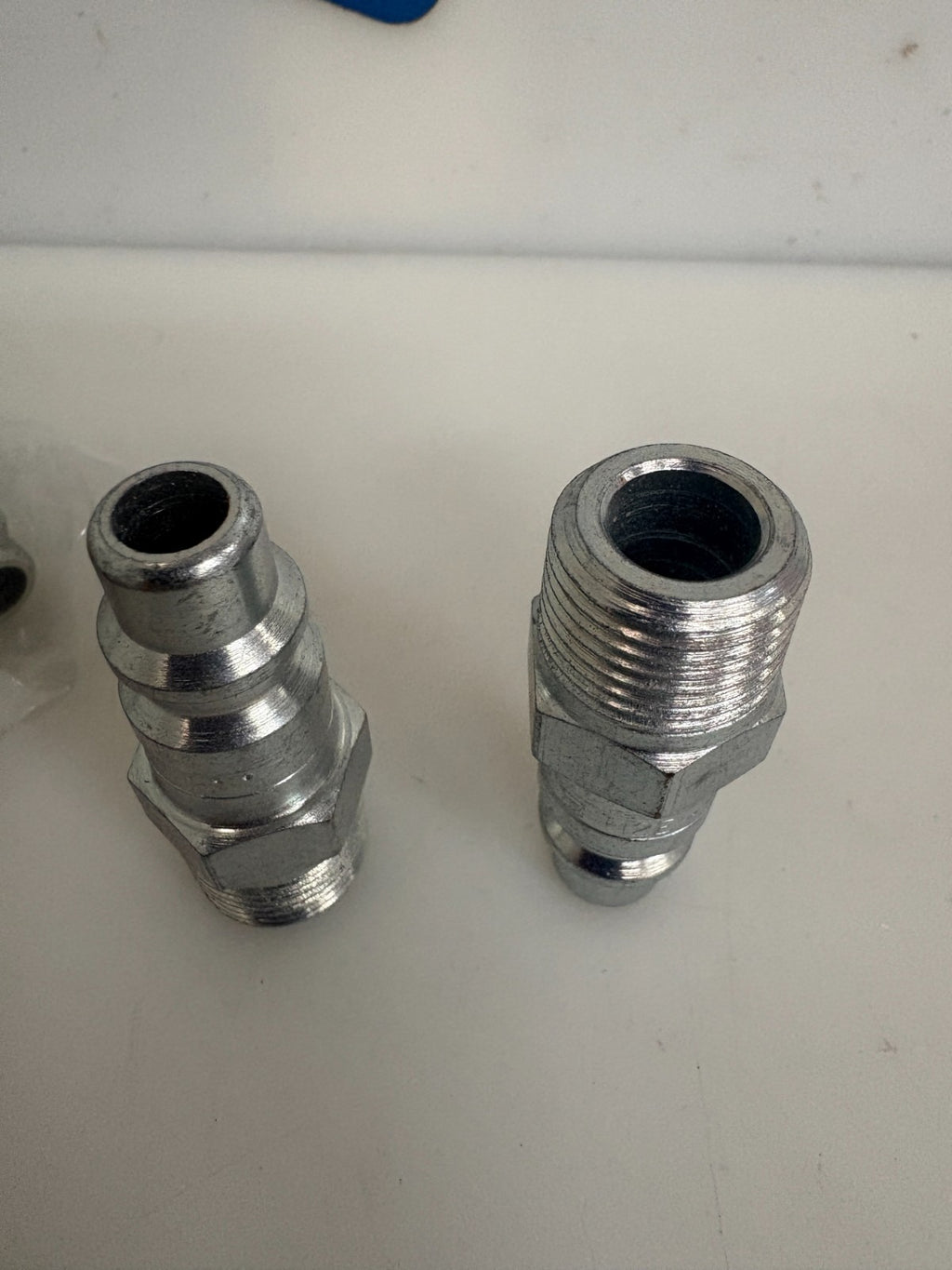 LOT OF 14 PARKER NON VALVED NIPPLE H2E1