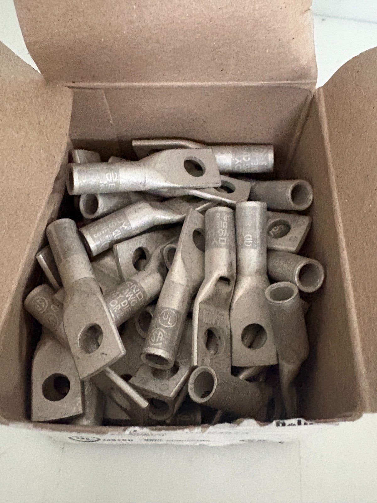 LOT OF 44 BURNDY HYLUG COMPRESSION LUG YAL4CT143