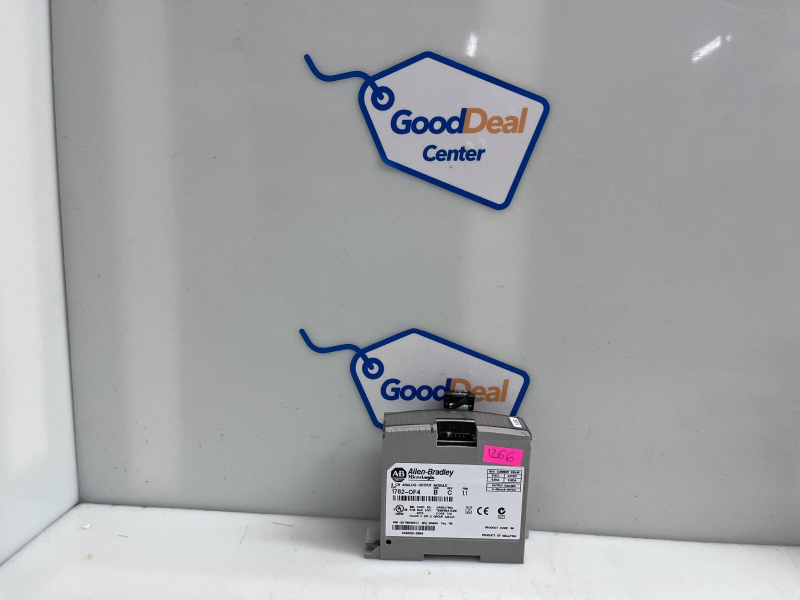ALLEN-BRADLEY 1762-OF4 SER B MicroLogix Analog Output Module 1762OF4