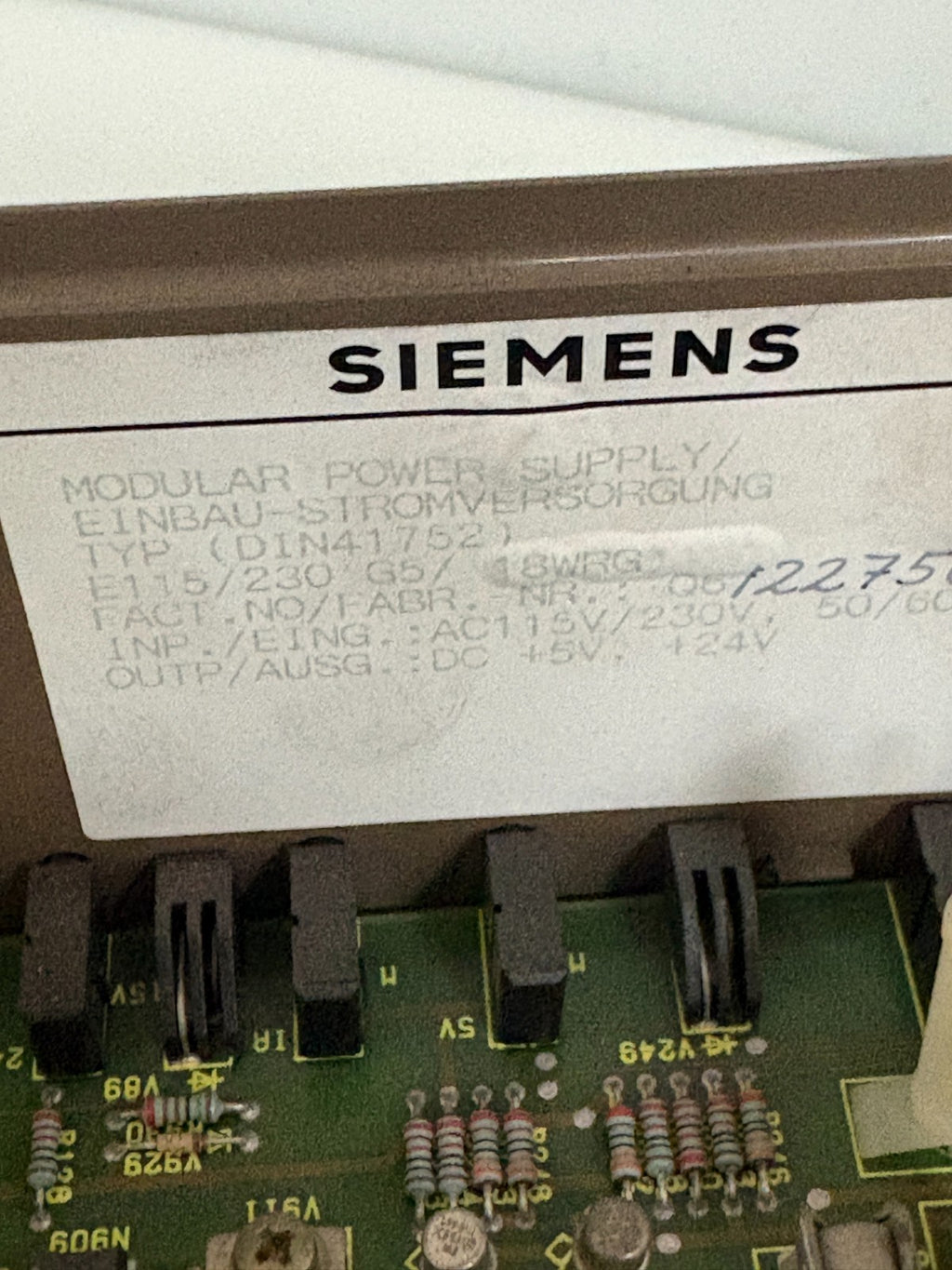 SIEMENS POWER SUPPLY 6ES5955-3LC14 REFURBISHED