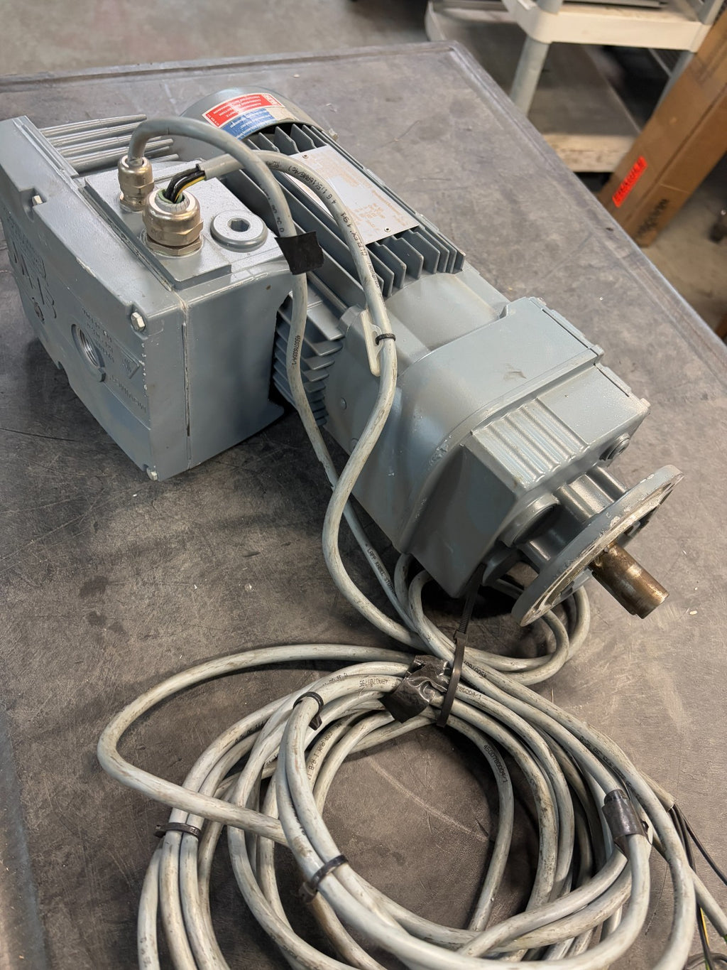 SEW EURODRIVE MOTOR RF17DT80K4/MM07/BW1