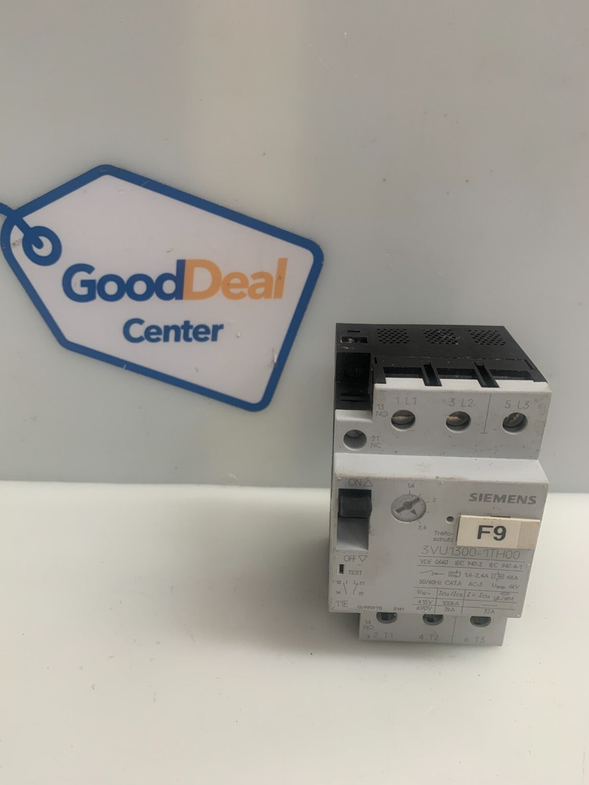 SIEMENS  Manual Motor Starter   3VU1300-1TH000