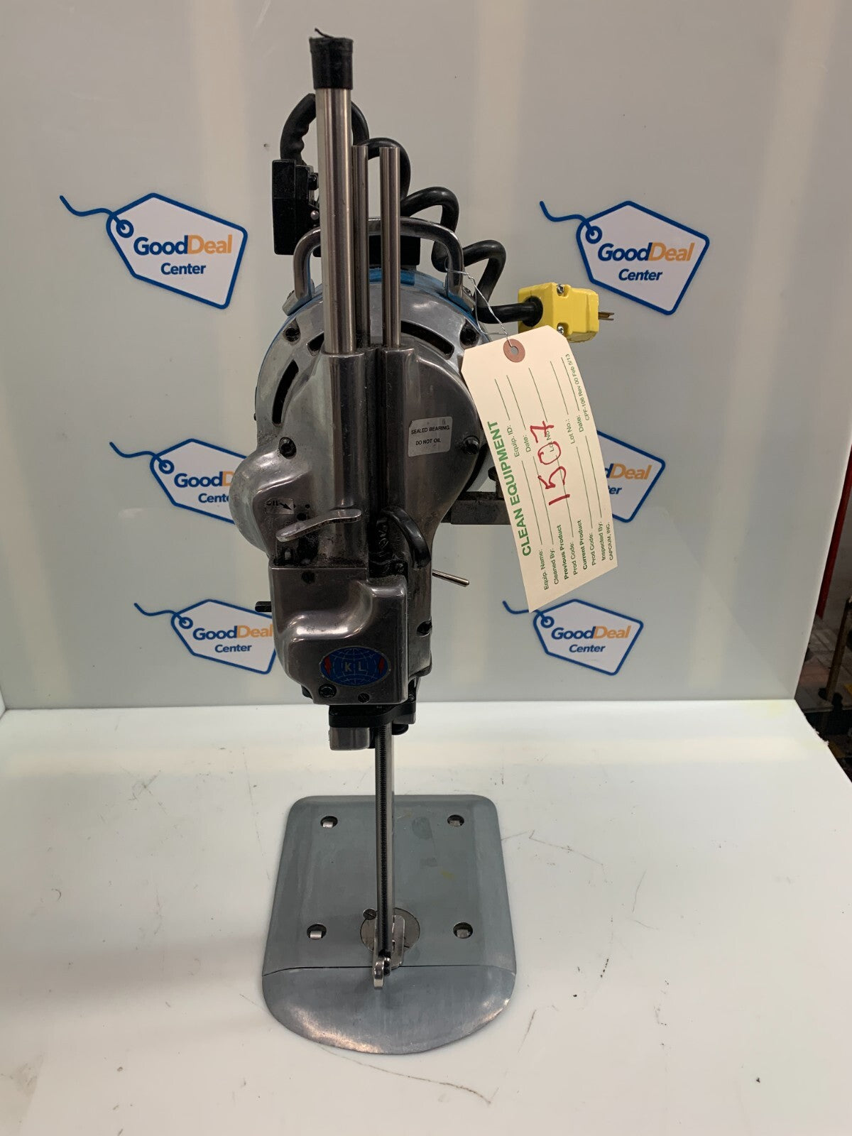 KL EC-829 Cloth Cutting Machine0