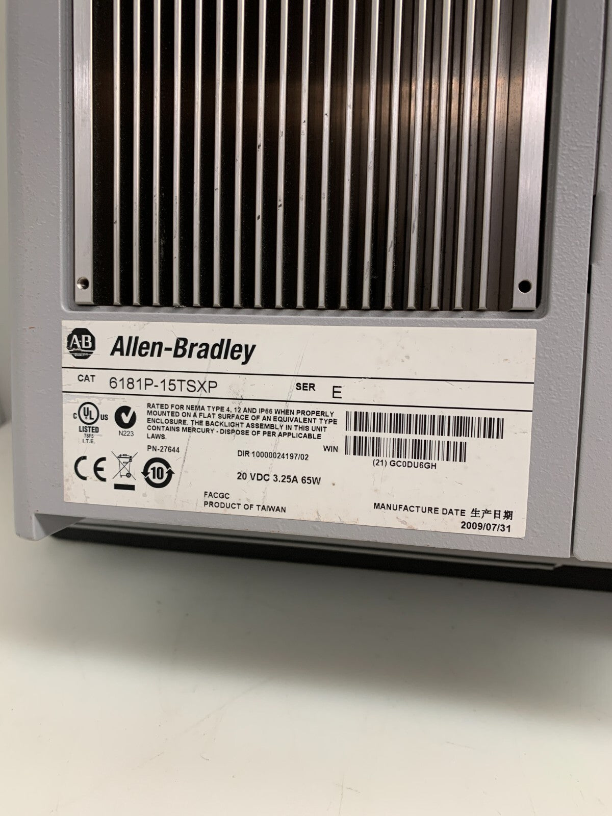 ALLEN BRADLEY   1500P  Intergrated Display Computer  6181P-15TSXP   Serie E
