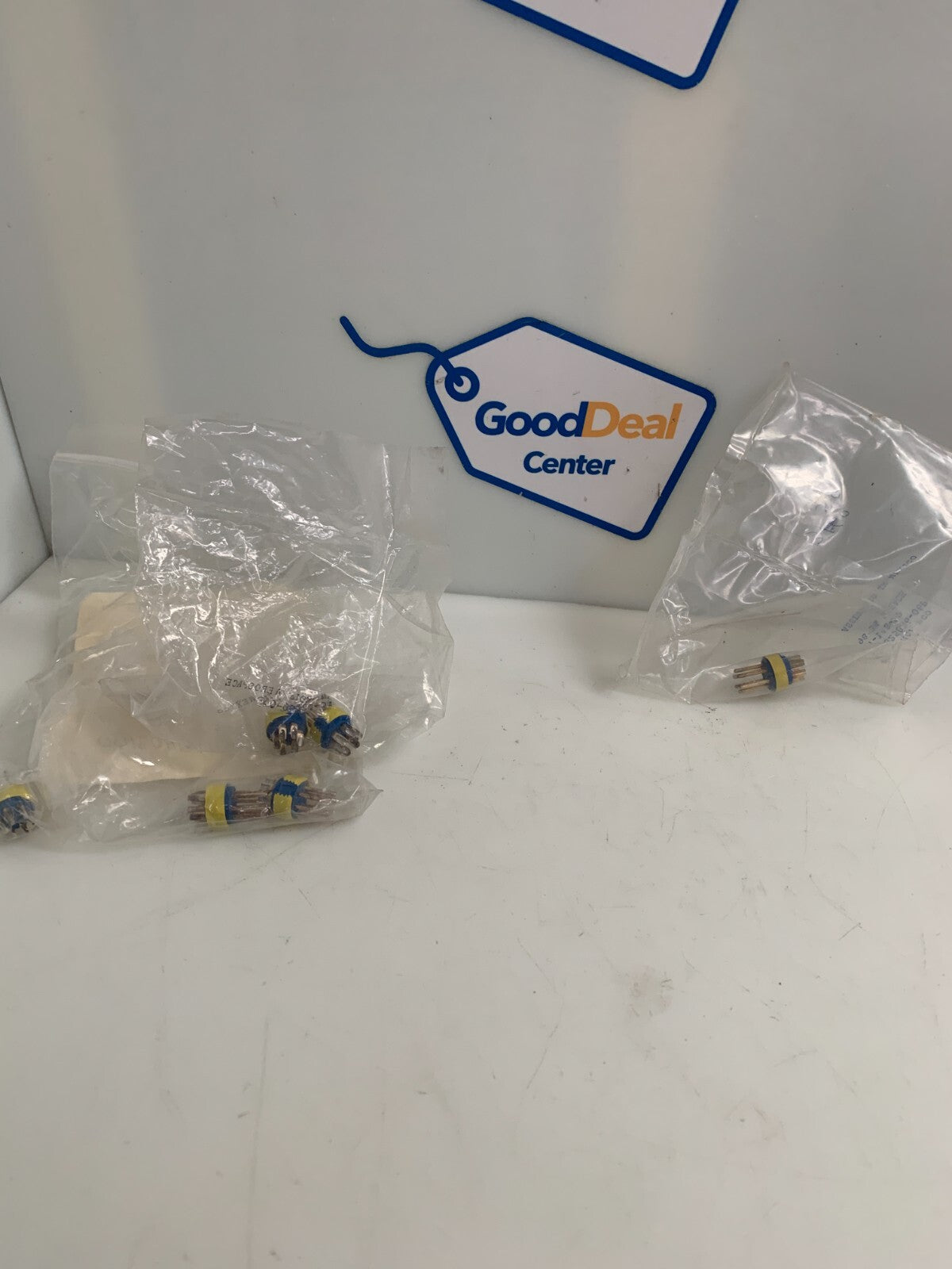 LOT OF 6 AMPHENOL AEROSPACE 97-14S-6P 10-825806-06P0
