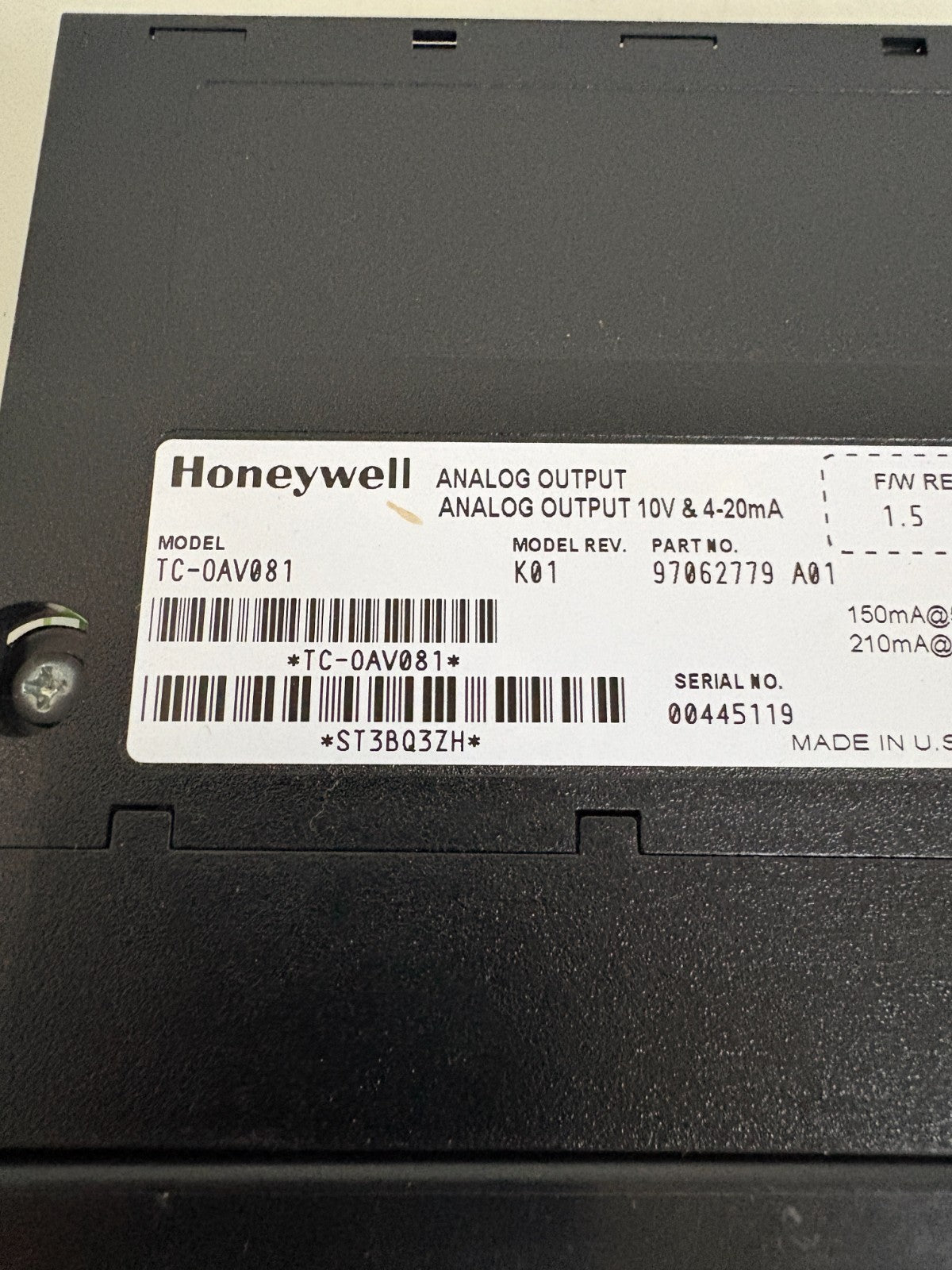 HONEYWELL ANALOG OUTPUT MODULE TC-OAV 081 K01 970 62779 A01