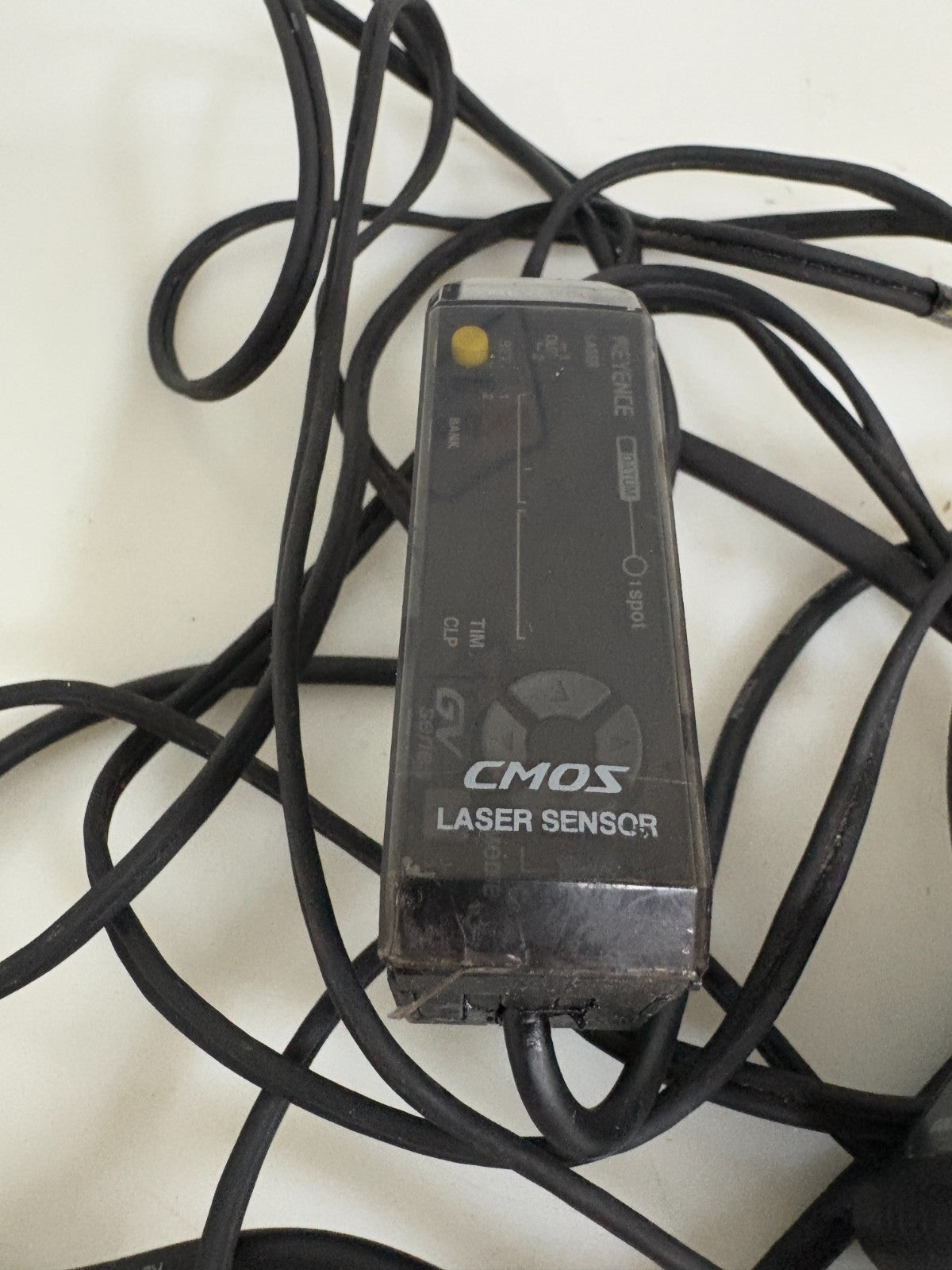 KEYENCE CMOS LASER SENSOR HEAD GV-H1000 W/GV-21P