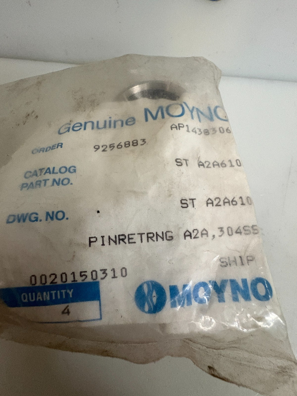LOT OF 4 MOYNO PUMP RETAINING RING ST A2A6100