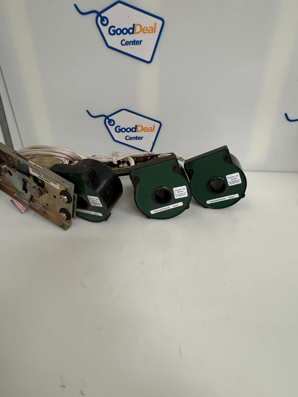 LOT OF 3 GENERAL ELECTRIC 600A CURRENT TRANSFORMER 139C4970G2290