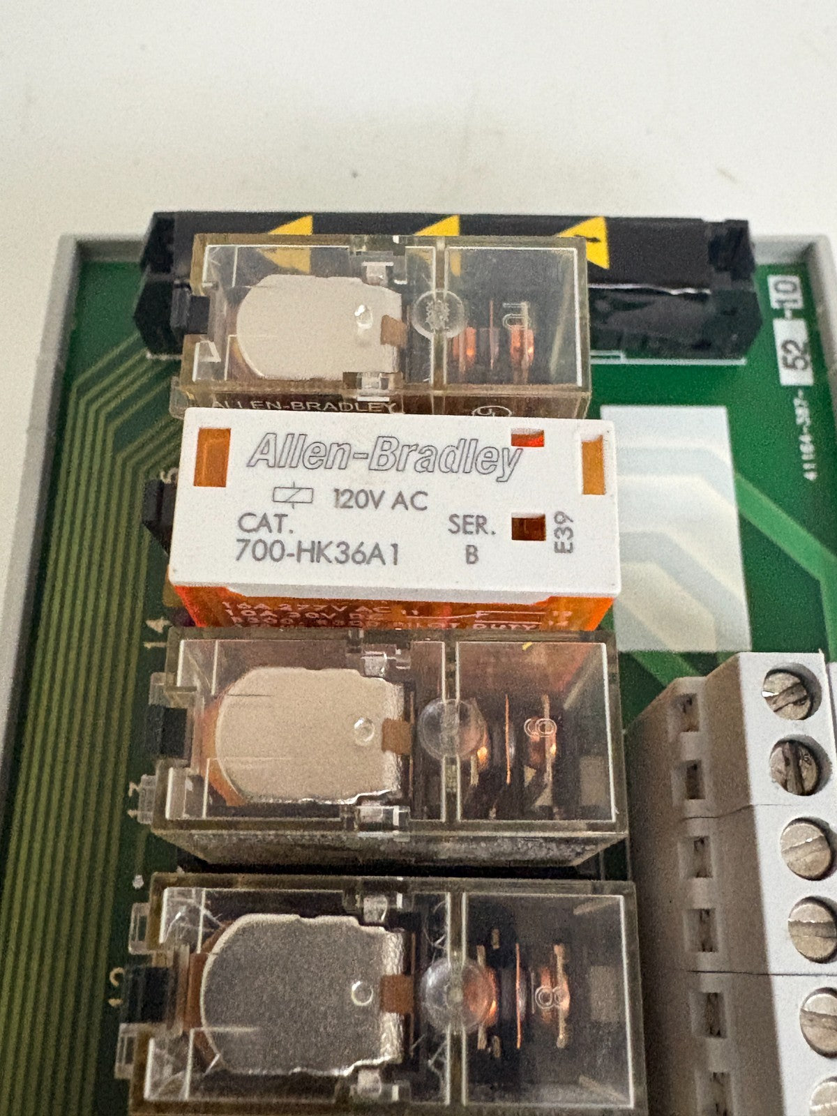 ALLEN BRADLEY RELAY MASTER MODULE 1492-XIM120-BR A