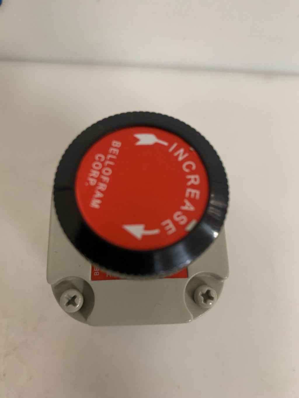 MARSH BELLOFRAM PNEUMATIC PRESSURE REGULATOR 2-120PSI 960-015-000
