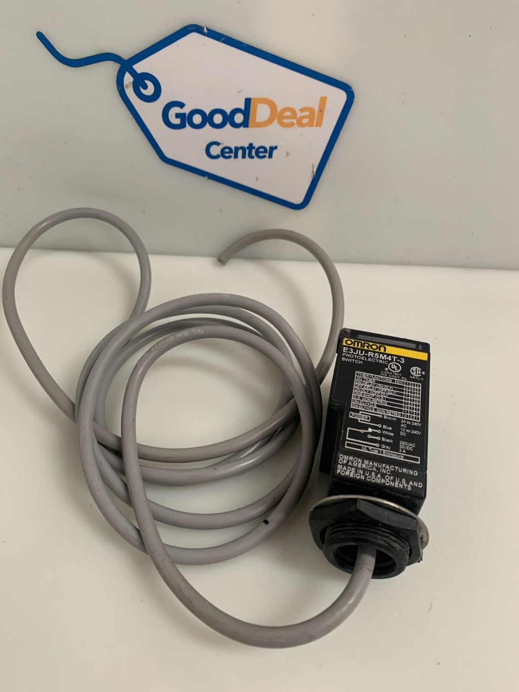 OMRON PHOTOELECTRIC SWITCH E3JU-R5M4T-3