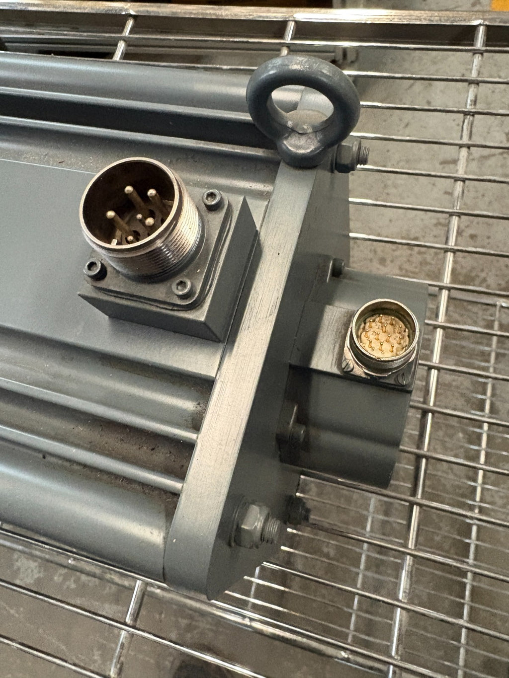 FAGOR AC BRUSHLESS SERVO MOTOR #FXM74.20A.E1.010 V:011