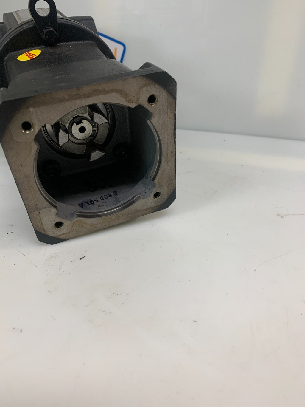 SEW-EURODRIVE SF37 AQA100/3 Gearmotor