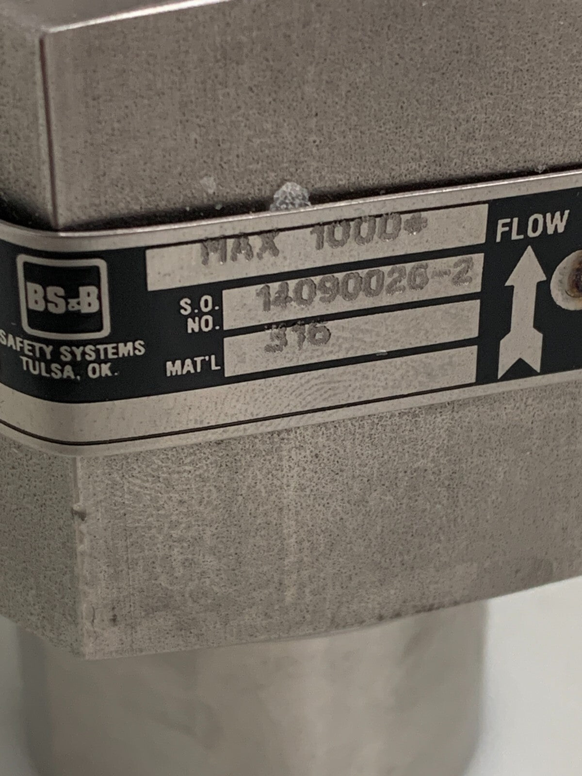 BS&B SAFETY HEADS (HOLDERS) FOR REVERSE BUCKLING RUPTURE DISKS UR-2