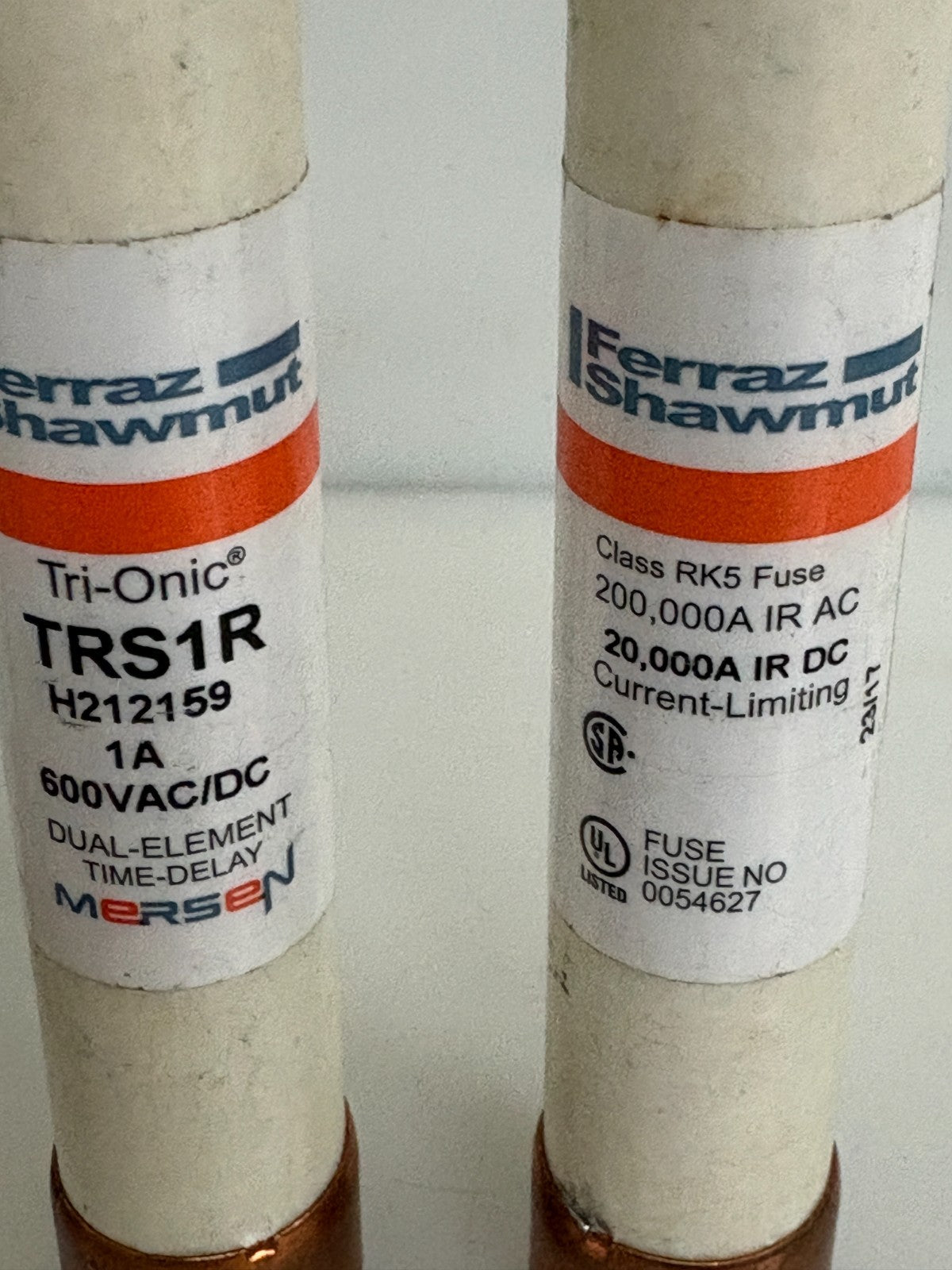 LOT OF 6 MERSEN FERRAZ SHAWMUT TRIONIC TRS1R FUSE