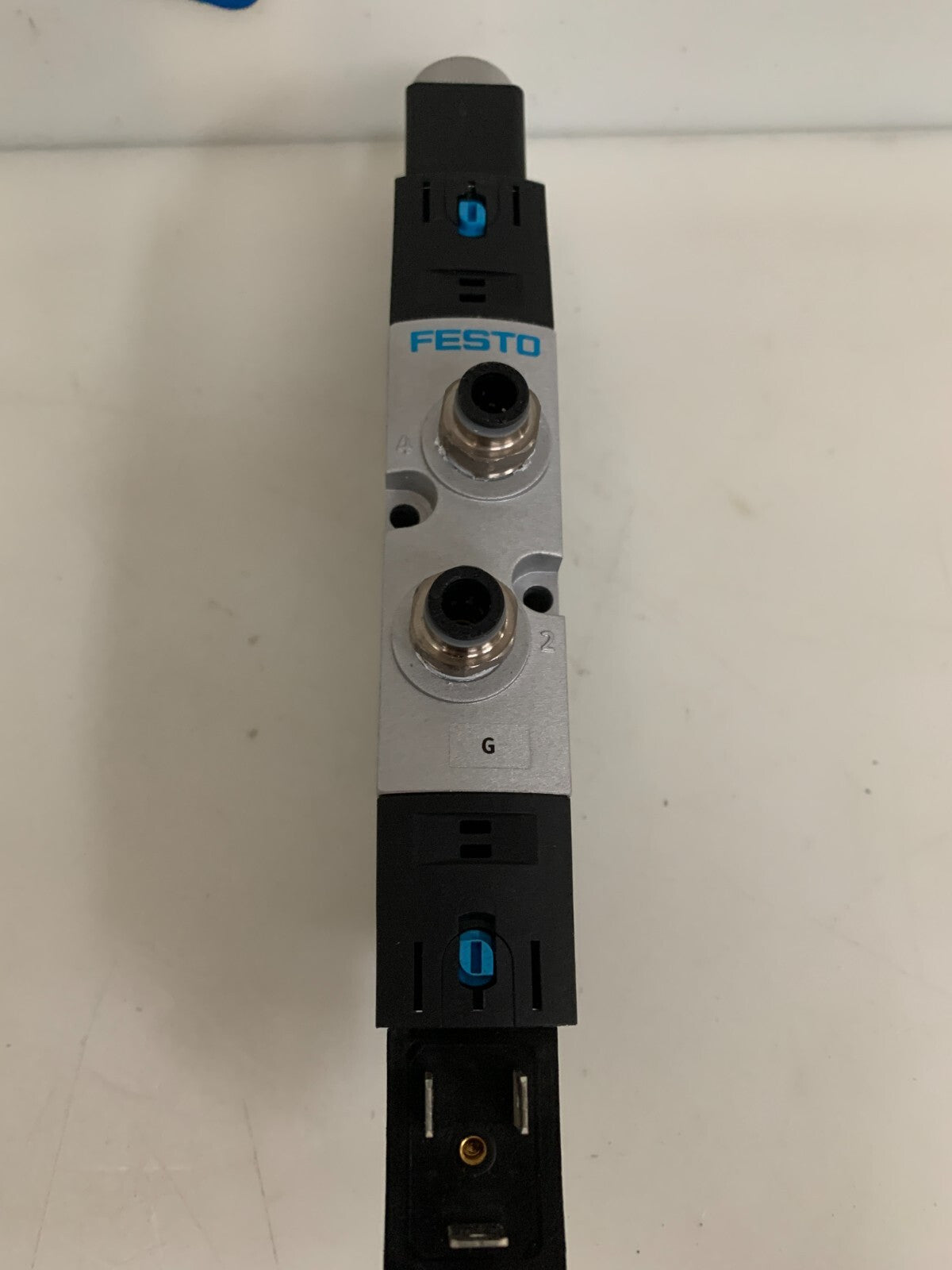 FESTO PNEUMATIC VALVE 575523 VUVS-L25-P53C-MD-G14-F8 W/2XCOIL 8030802 VACF-B-B-11
