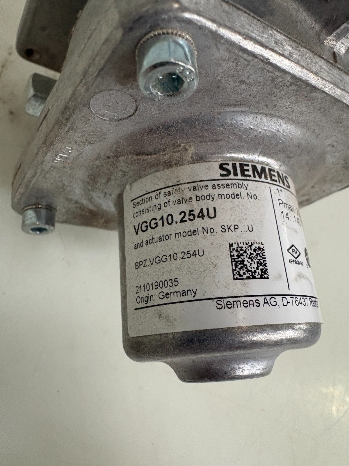 SIEMENS GAS VALVE 3/4" VGG10.204U