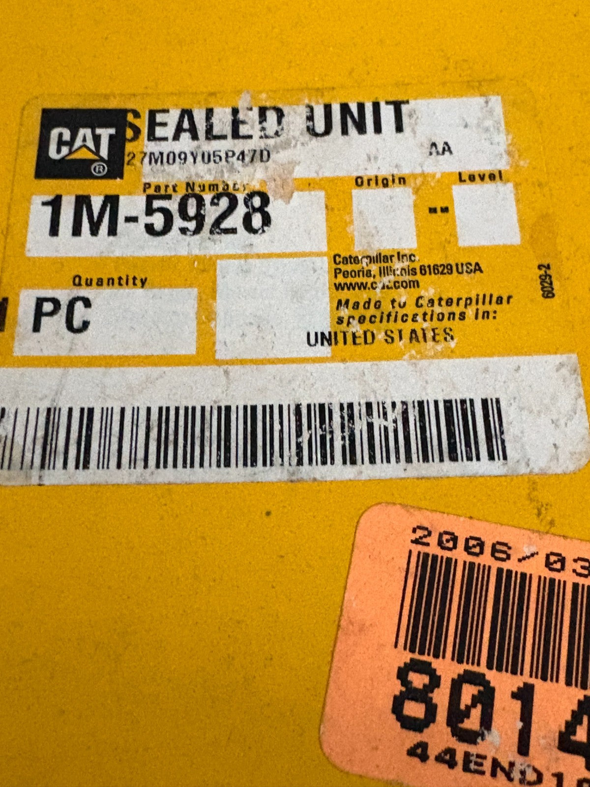 LOT OF 2 CATERPILLAR SEALED BEAM LAMP 1M-59281