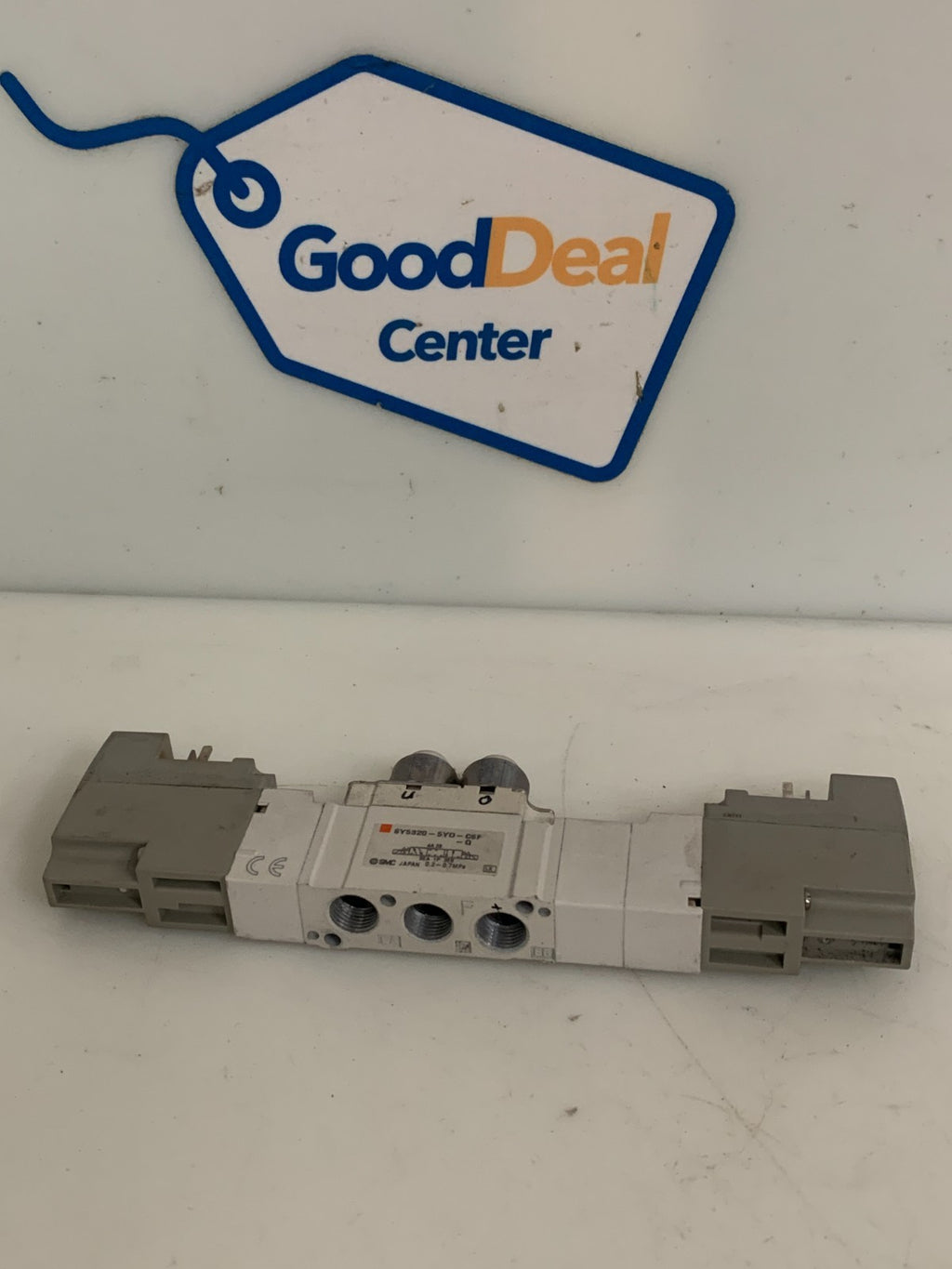 SMC SY5320-5YD-C6F-Q PNEUMATIC SOLENOID VALVE0
