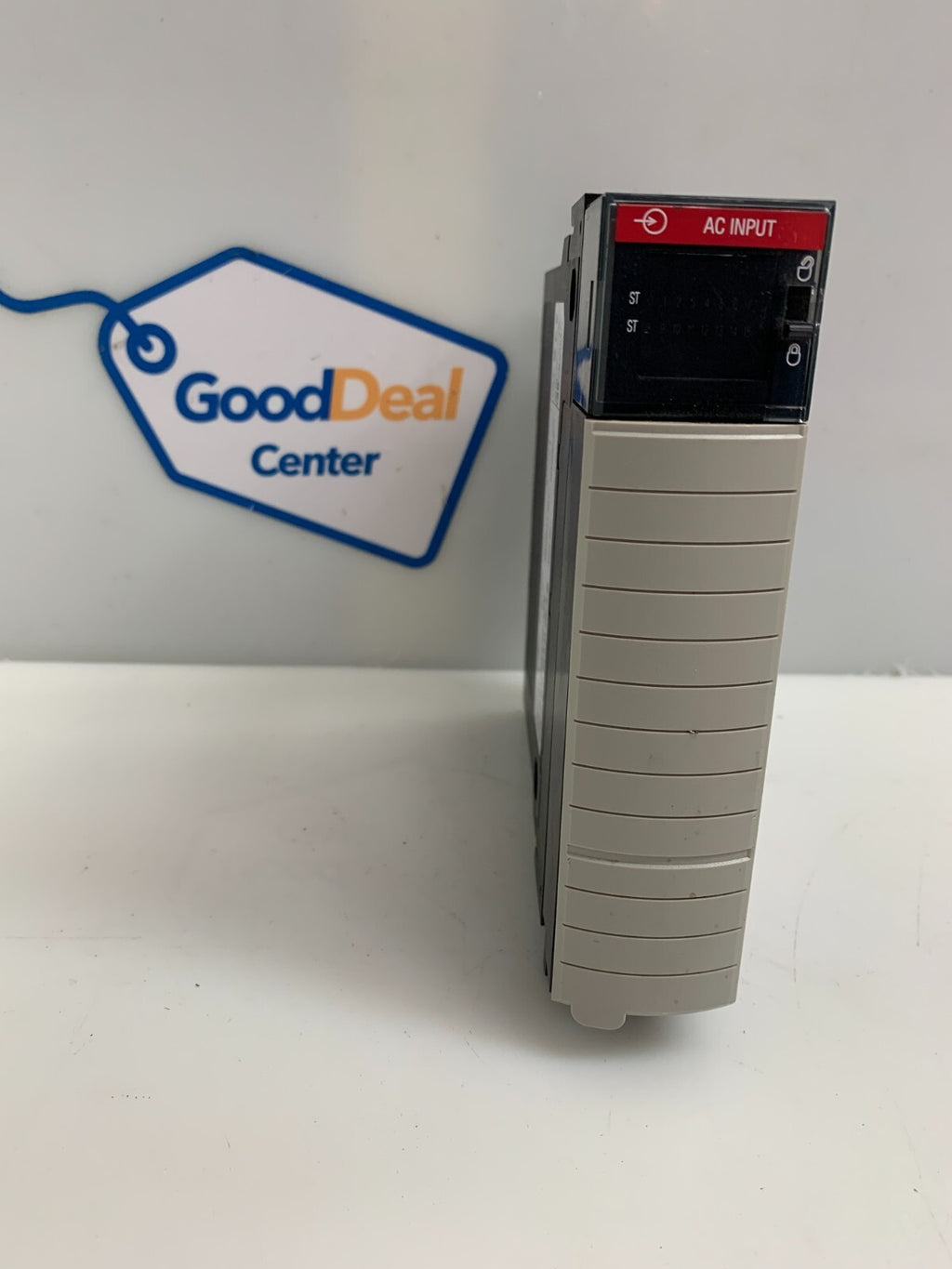 ALLEN BRADLEY / Logix   1756-IA16/A  PLC Module  E01