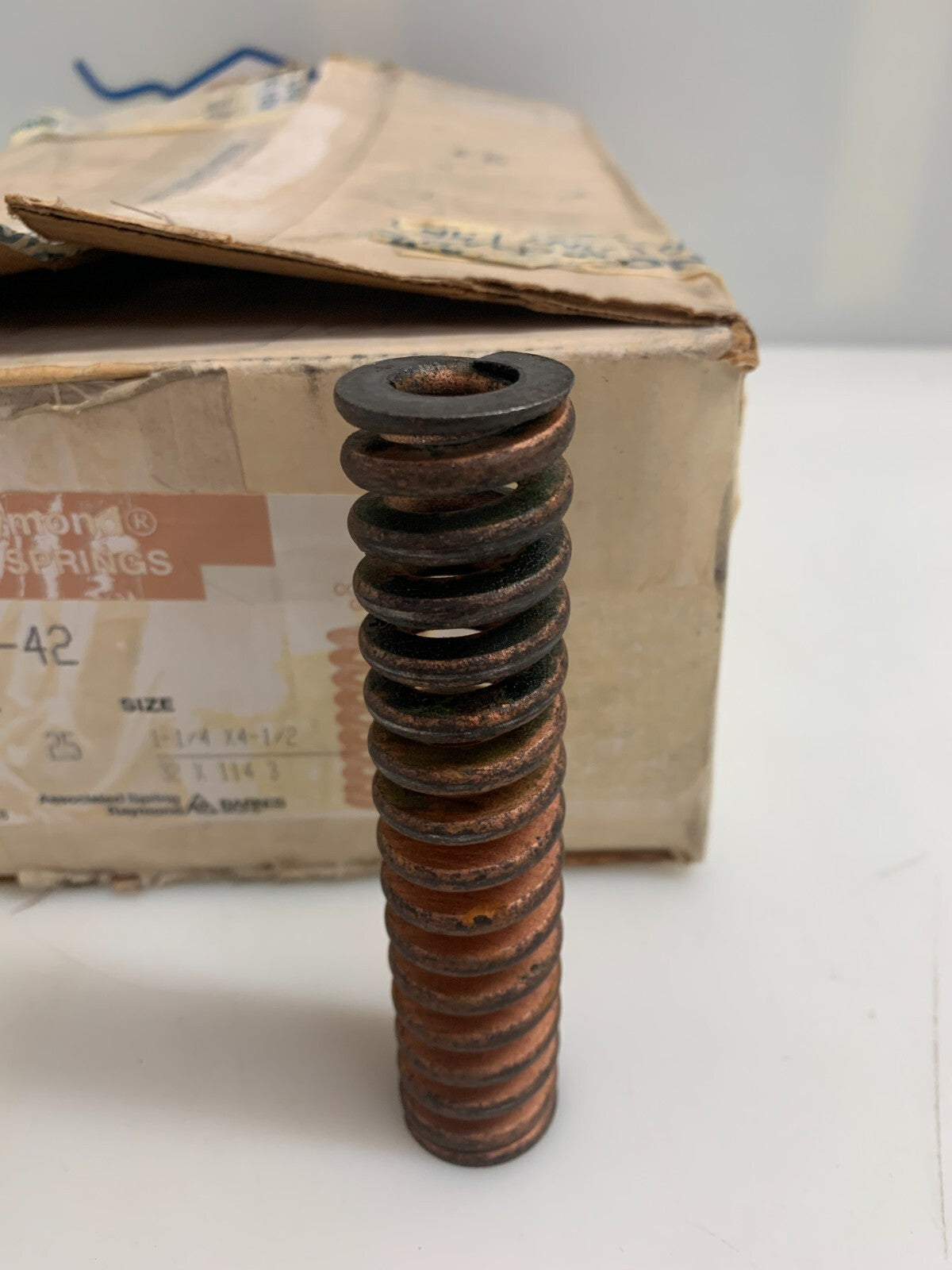 Lot of 25 Raymond H-42 Heavy Duty Die Spring 1" x 4 1/2"