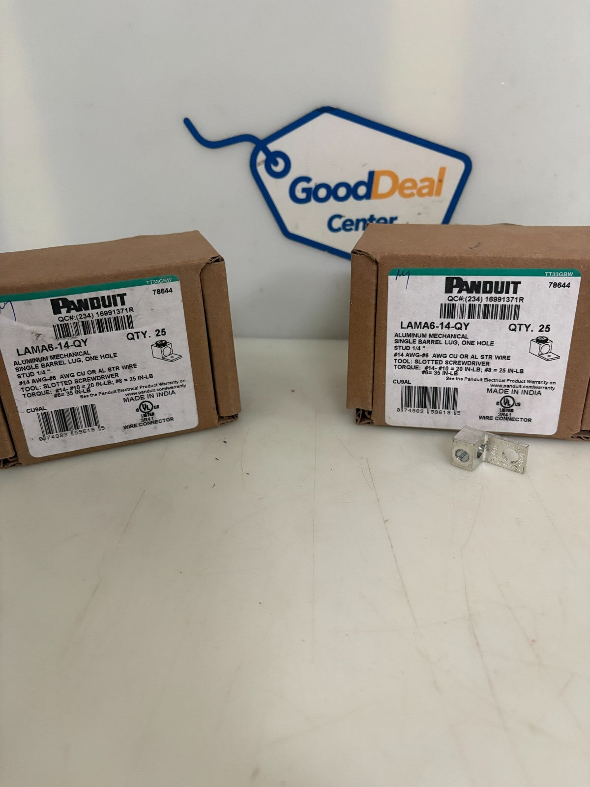 LOT OF 2 PANDUIT TERMINAL CONNECTOR RECTANGULAR LUG LAMA6-14-QY 25 IN BOX0