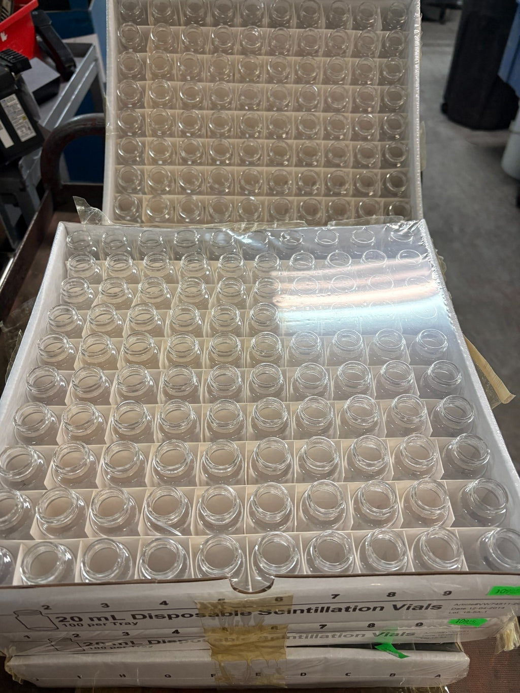 LOT OF 500 VWR 20ML OPEN TOP VIALS #VW74511-20