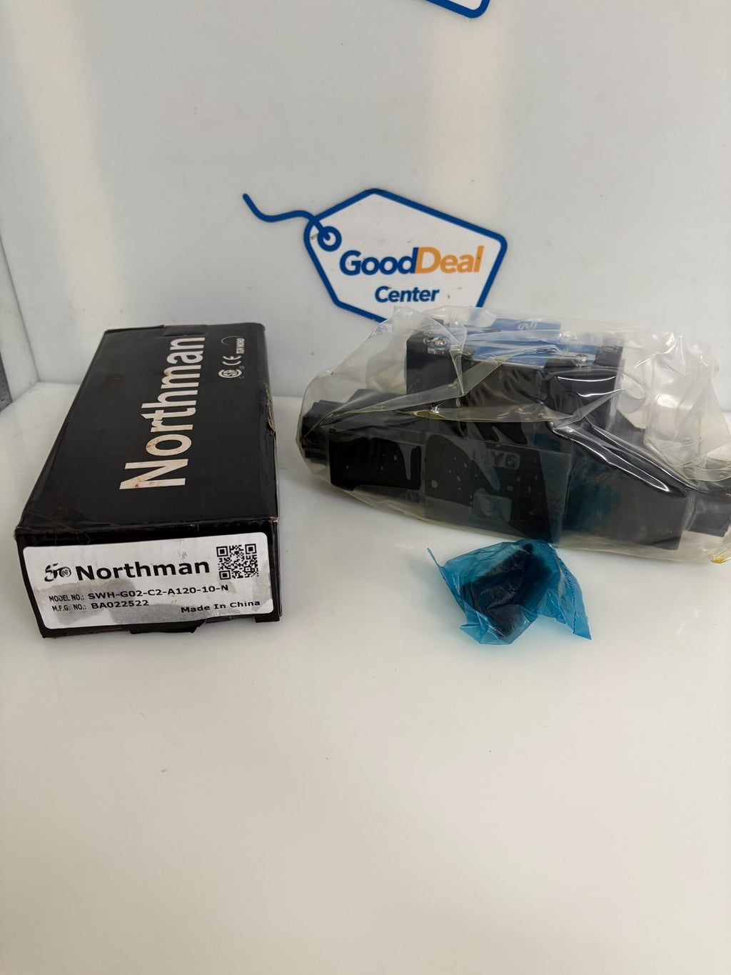 NORTHMAN DIRECTIONAL CONTROL VALVE SWH-G02-C2-A120-10-N
