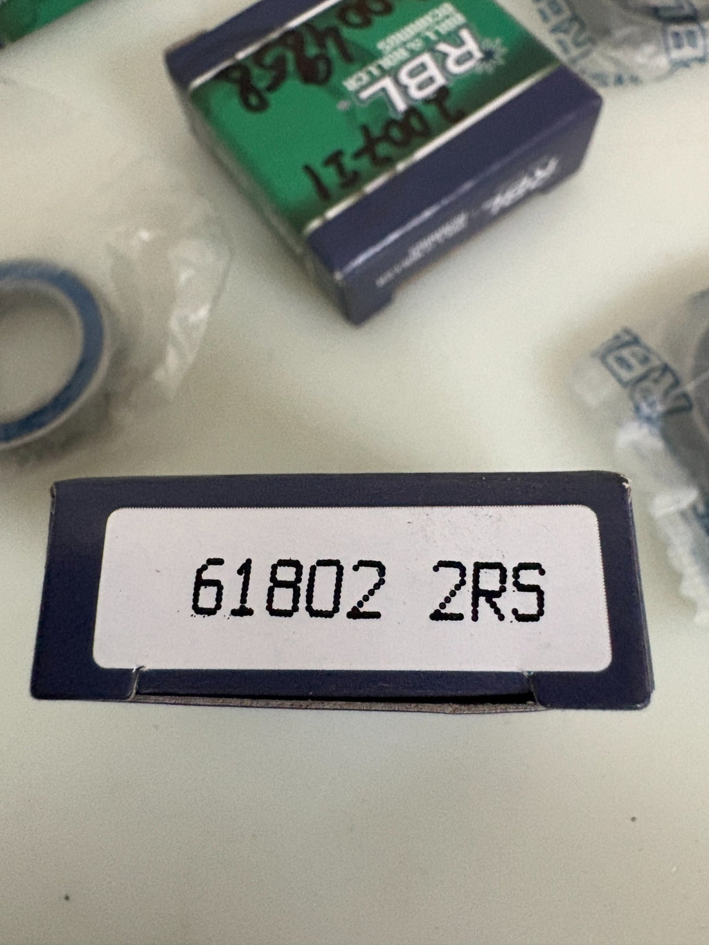 LOT OF 8 RBL BEARING 61802 2RS