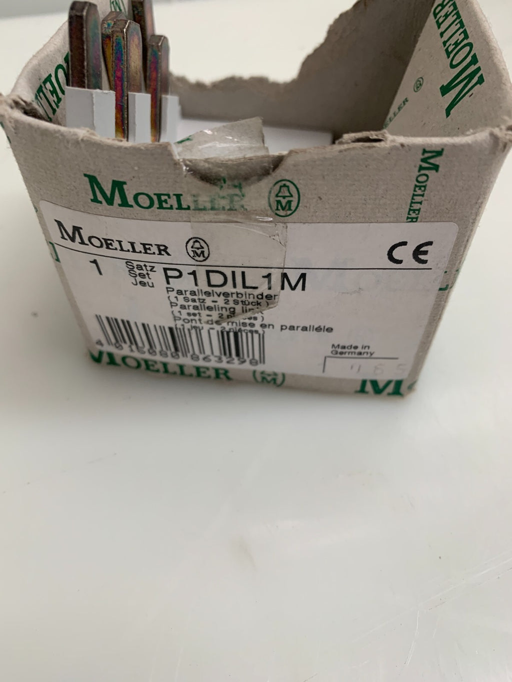 EATON CORPORATION / MOELLER  Paralleling Link  P1DIL1M  (Lot of 2)
