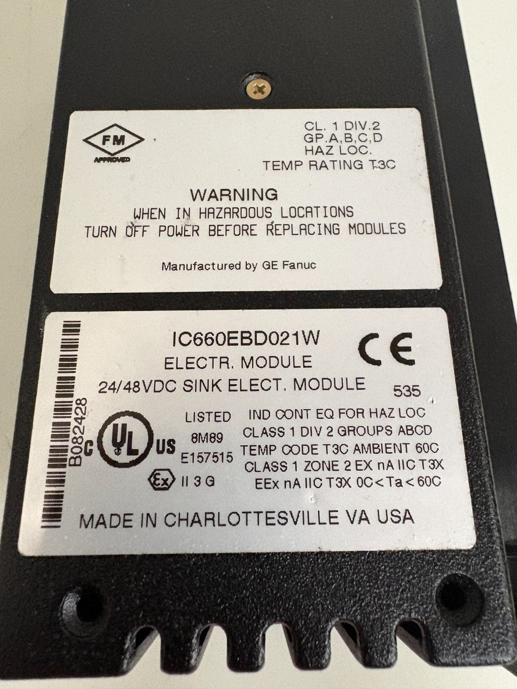 GE FANUC GENIUS 24/48 VDC SINK IN/OUT IC660BBD021  W/IC660TSD021K4