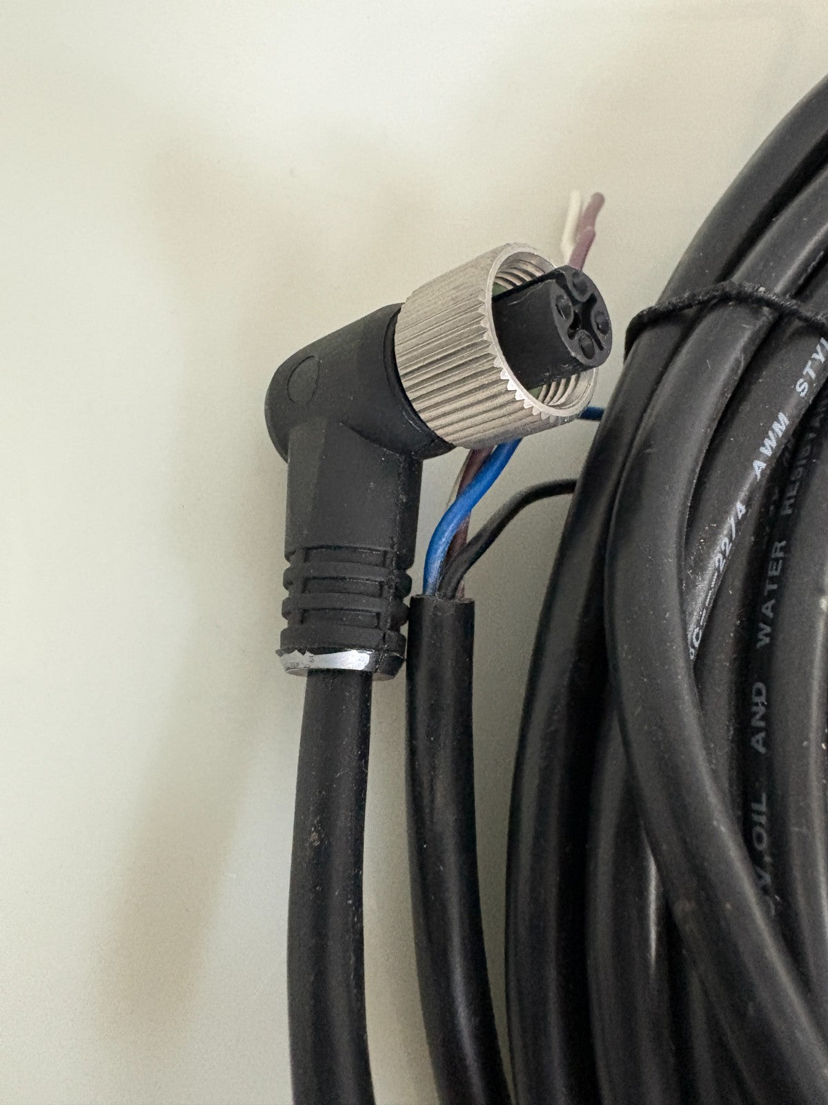 ALLEN BRADLEY CONNECTOR CABLE 889DS-R4BC-10 SER B1