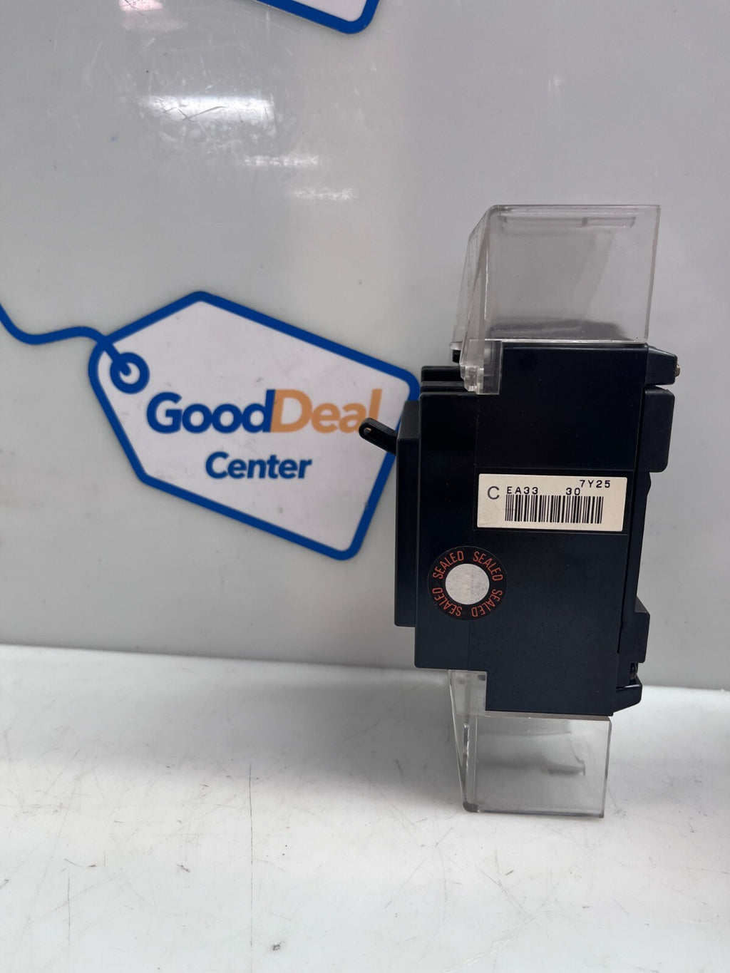 FUJI ELECTRIC EA33F Circuit Breaker  30A1