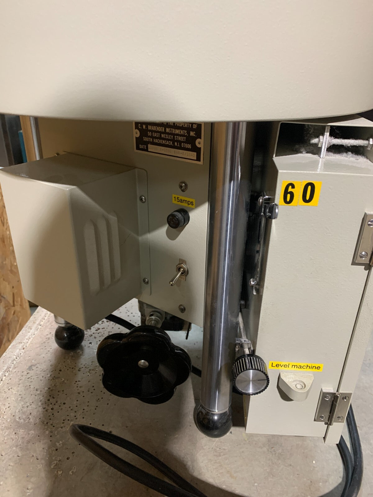 C.W BRABENDER MOISTURE/VOLATILES TESTER SAR-E/1