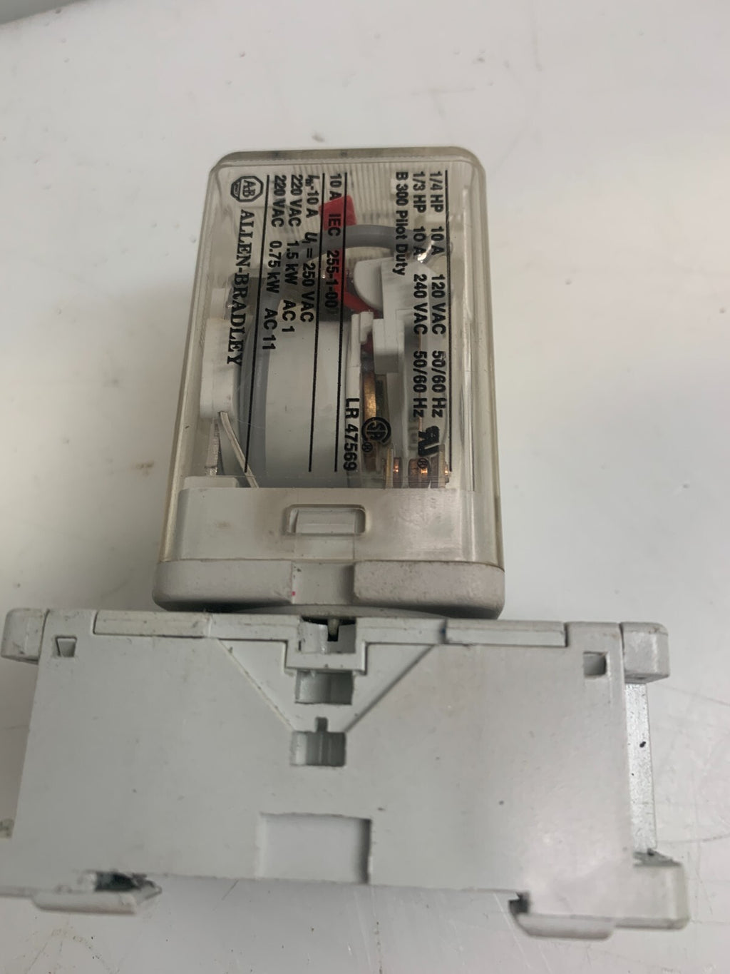 ALLEN BRADLEY  700-HA32AI  Relay Socket  SER A  W/Stand  (Lot of 3)