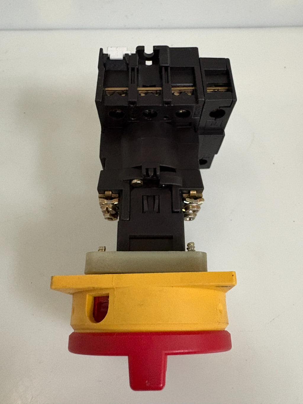 MOELLER DISCONNECT SWITCH P1-253